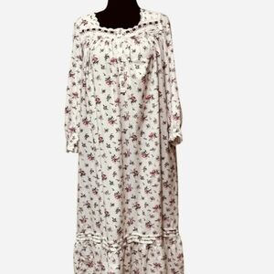 Eileen West Pink Floral Flannel Nightgown